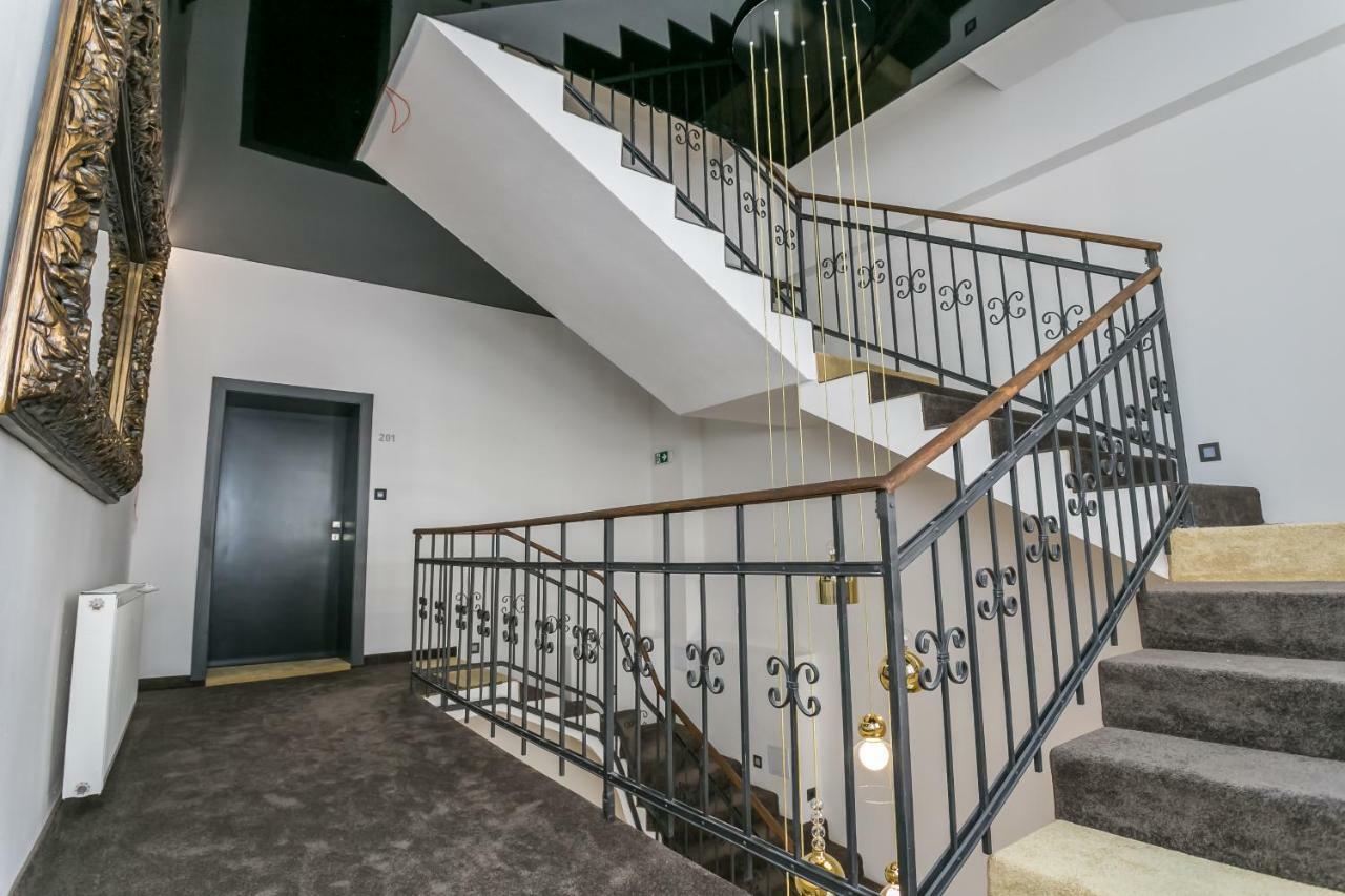 Apart Hotel Golden Apartments Кошице Екстер'єр фото