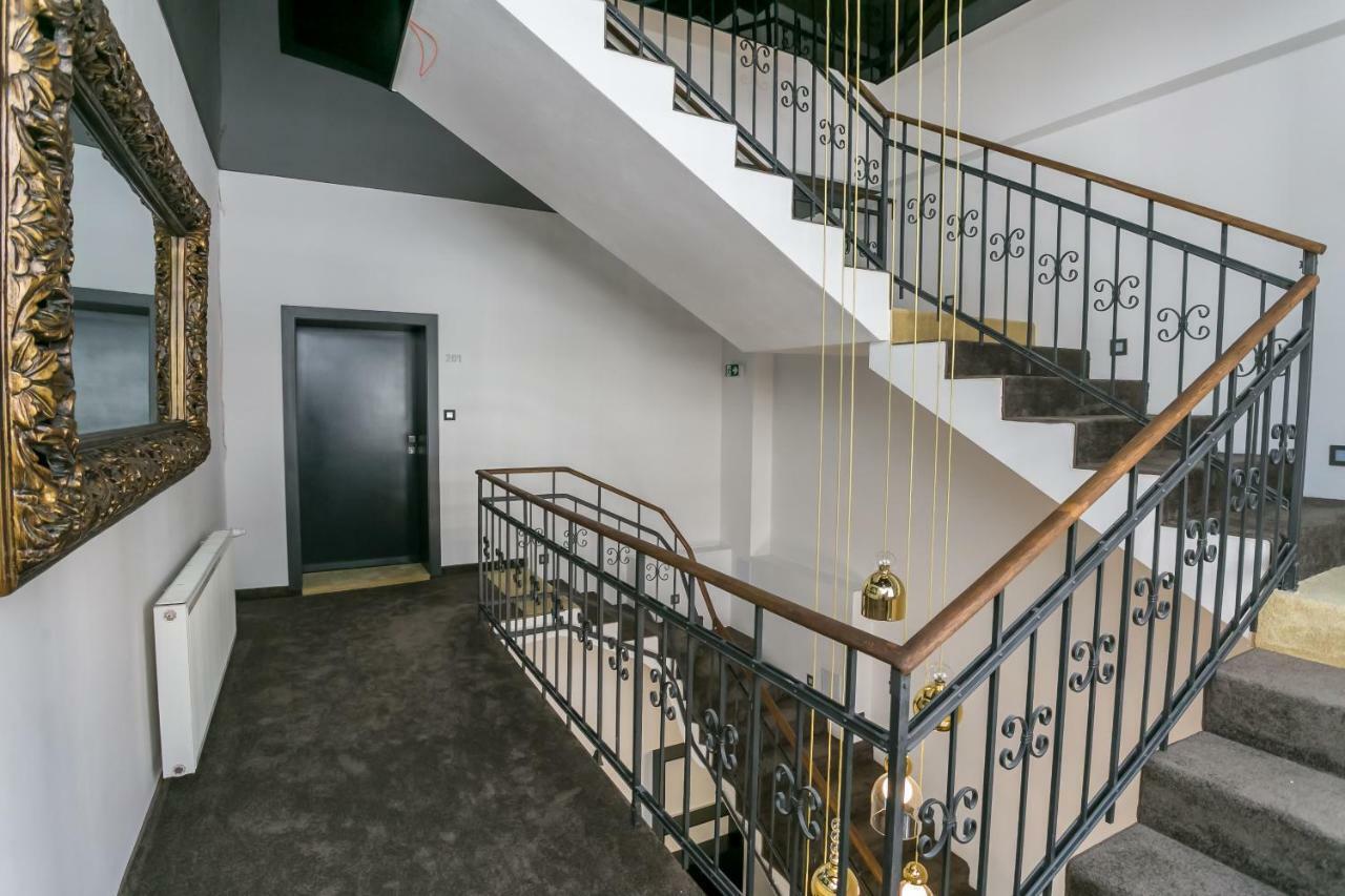 Apart Hotel Golden Apartments Кошице Екстер'єр фото