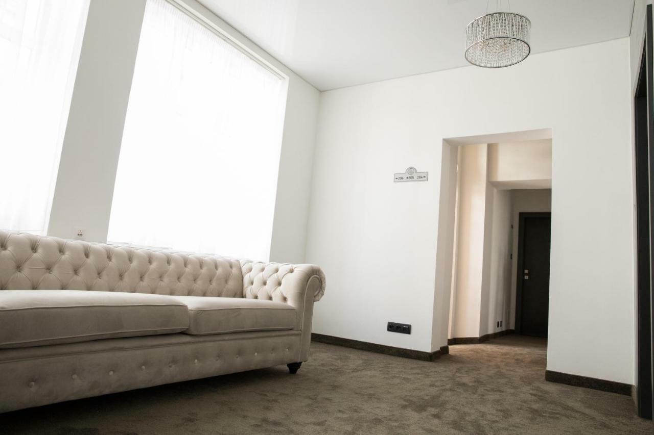Apart Hotel Golden Apartments Кошице Екстер'єр фото