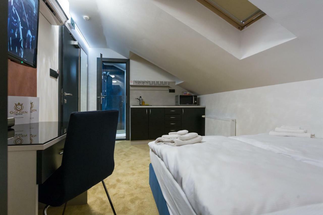 Apart Hotel Golden Apartments Кошице Екстер'єр фото