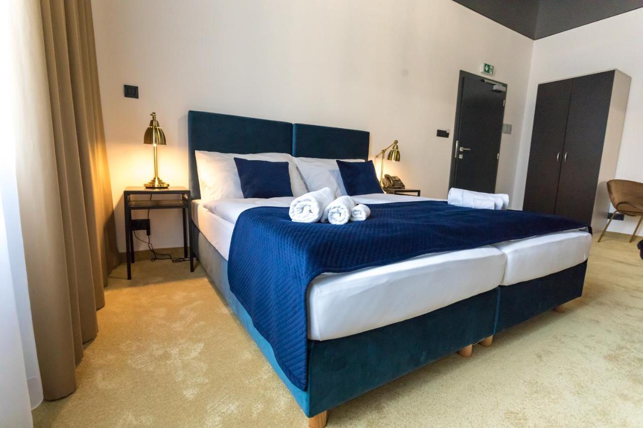 Apart Hotel Golden Apartments Кошице Екстер'єр фото