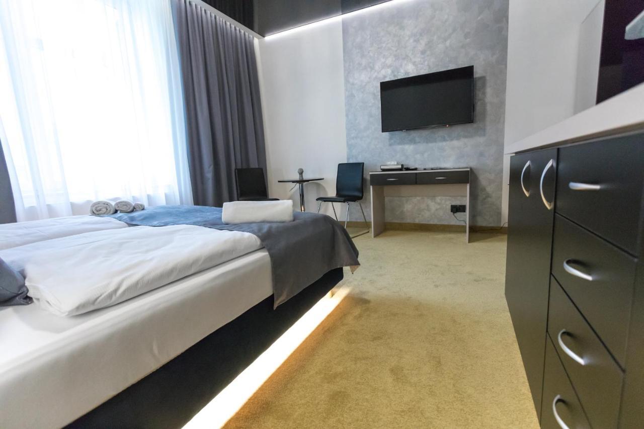 Apart Hotel Golden Apartments Кошице Екстер'єр фото