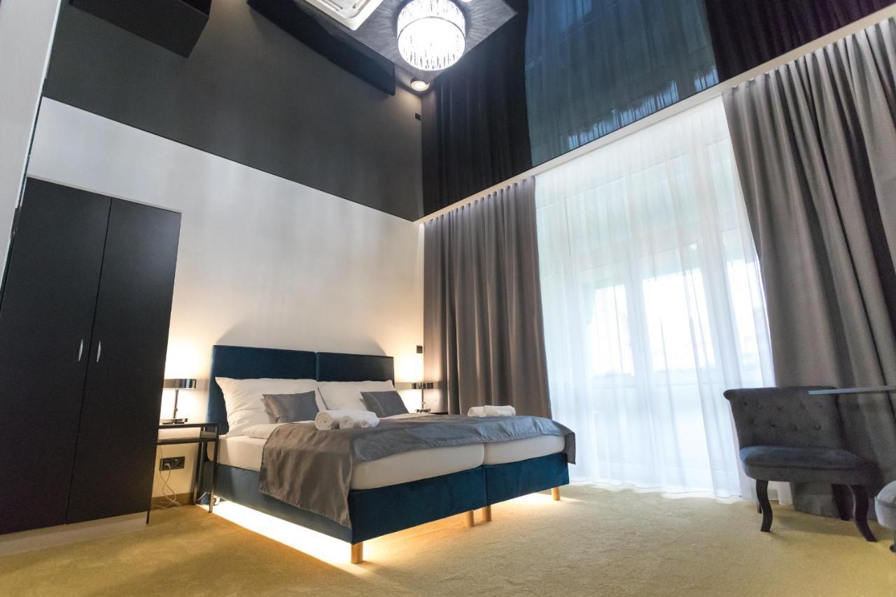 Apart Hotel Golden Apartments Кошице Екстер'єр фото